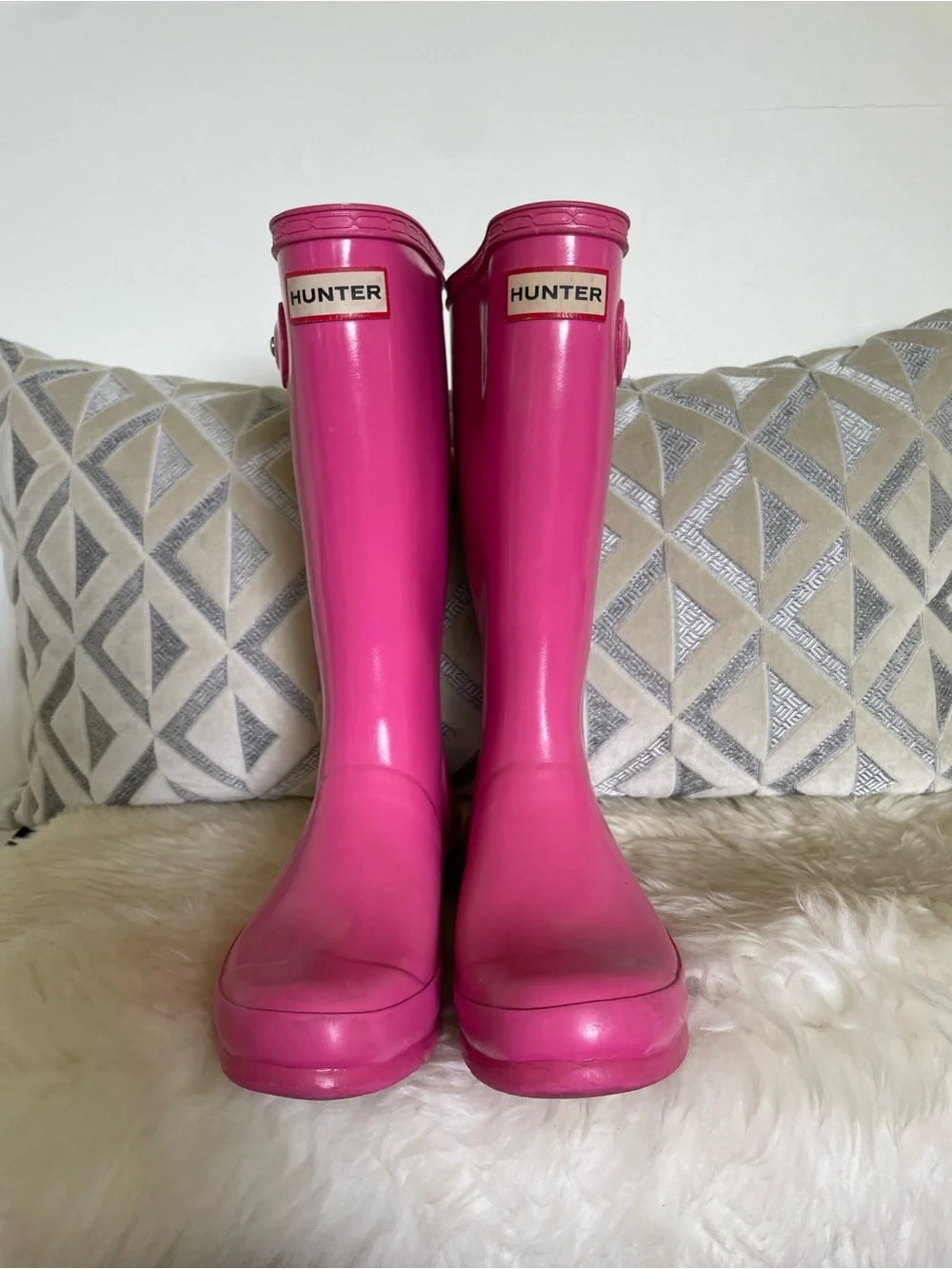 Hunter Kid’s Pink Gloss Rain Boots